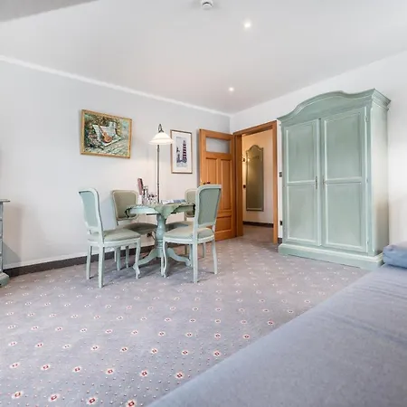 Neander Hotel