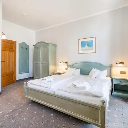 Neander Hotel 3*